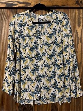 🌿 J.Jill Floral Birds Button-Up Blouse | Size Medium | Effortless Chic 🌿
